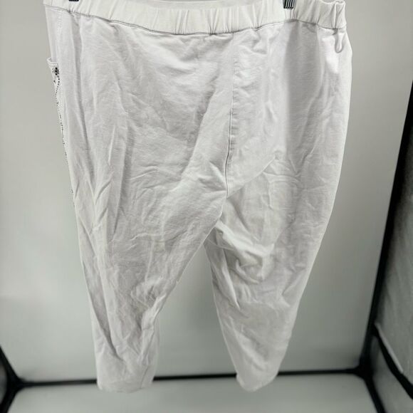 Quacker Factory white embellished dream jeans size 2X 96% cotton - Picture 12 of 16